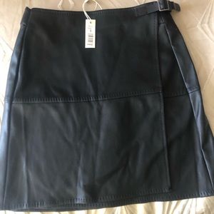 MaxStudio Leather Skirt Faux wrap style - Small black NWT